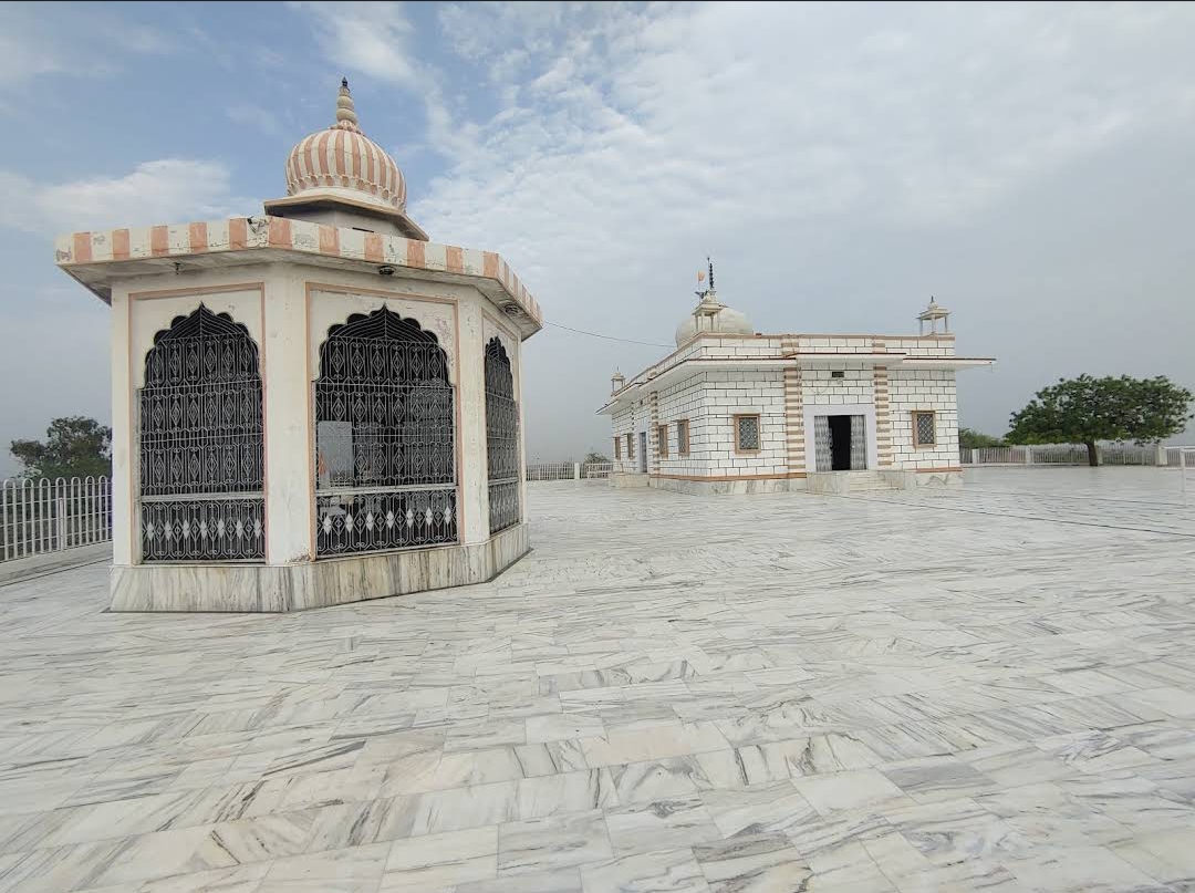Samrathal Dhora